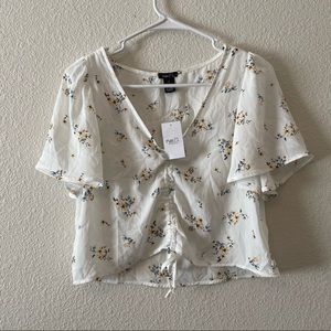 ⭐️ 3 ⭐️ Rue21 Floral Blouse